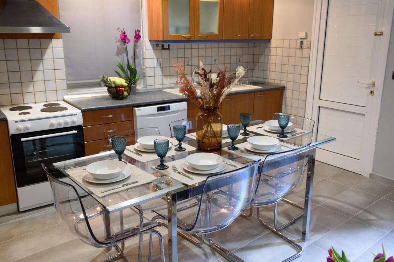נאפפליו Ilos House מראה חיצוני תמונה